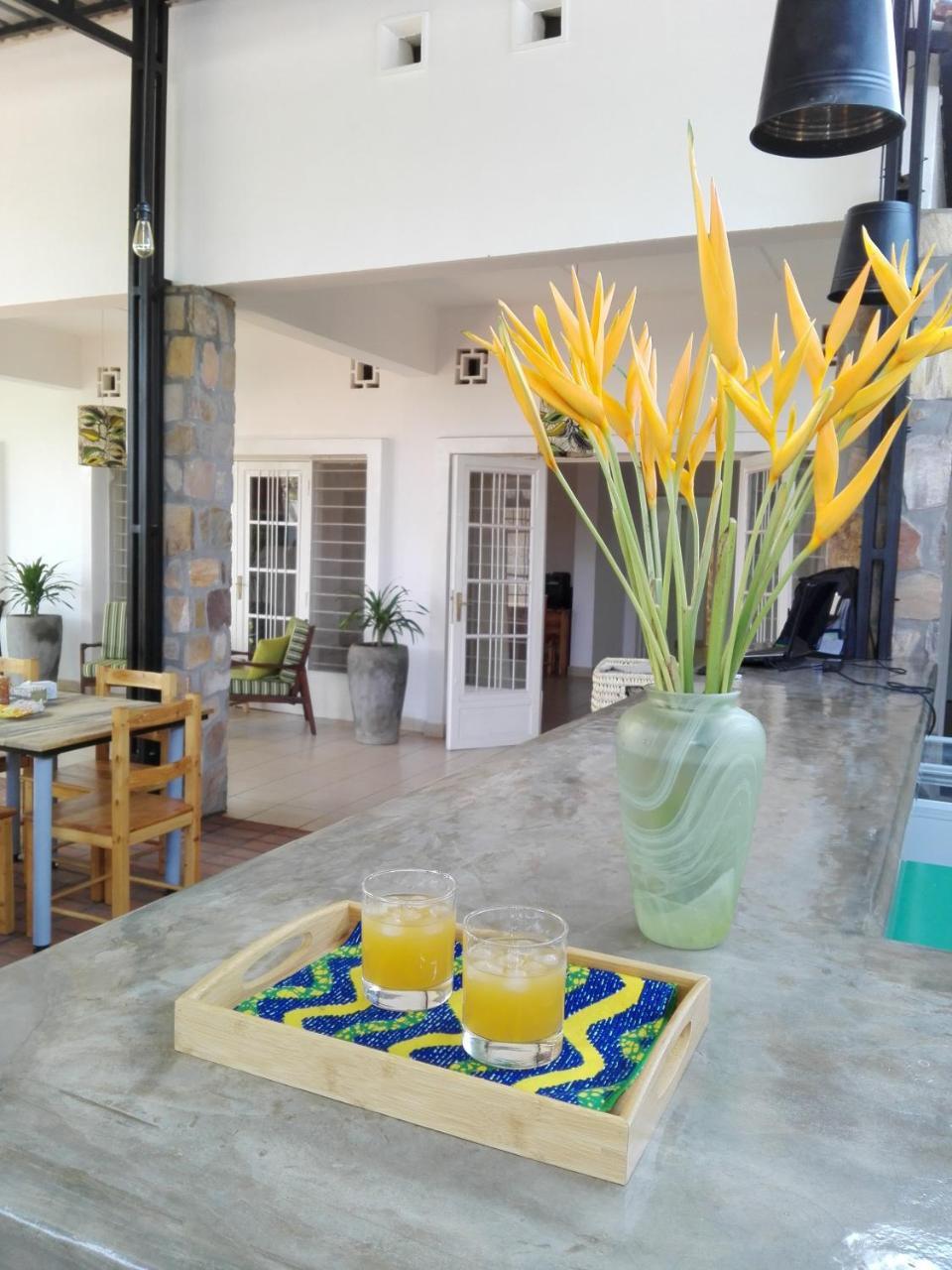 Urban Lodge Μπουζουμπούρα Εξωτερικό φωτογραφία